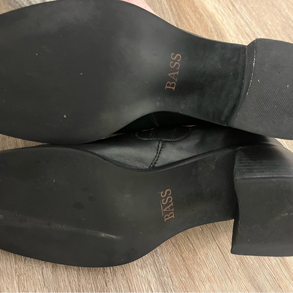 Bass Women heel dress shoes office size 8 - Picture 3 of 4